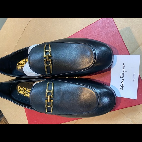 Brand new never worn Salvatore Ferragamo size 11 - Picture 3 of 3